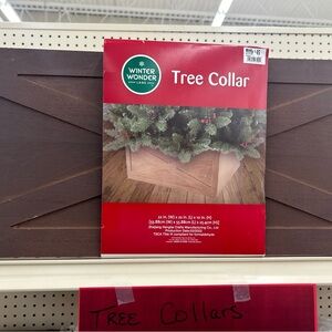 Wood Christmas Tree Collar